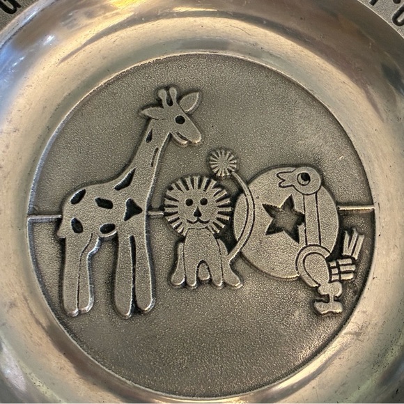 Pewtarex Alphabet Animal Plates & Cups Set Vintage Lancaster PA Nursery Decor - Picture 5 of 15